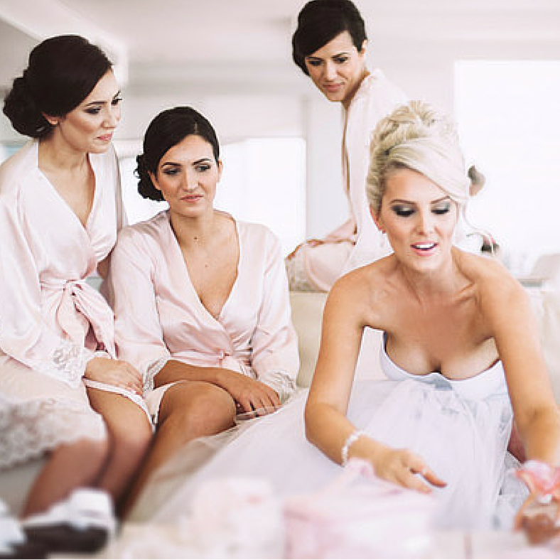 Homebodii Real Bride : Hayley Moulds