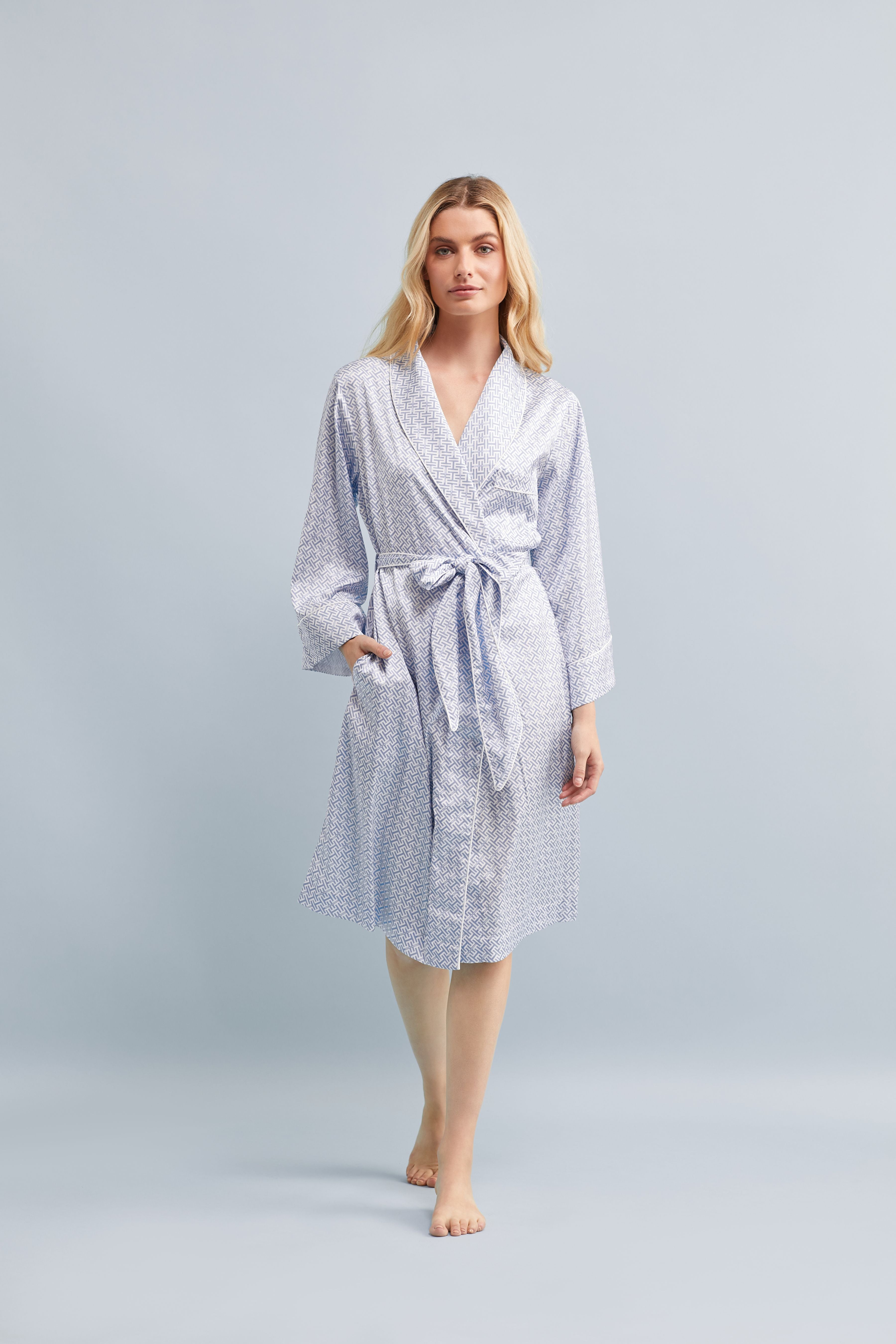 Halston X Homebodii Cleveland Robe In Luxury Satin Hh Print Eggshell Blue | Homebodii