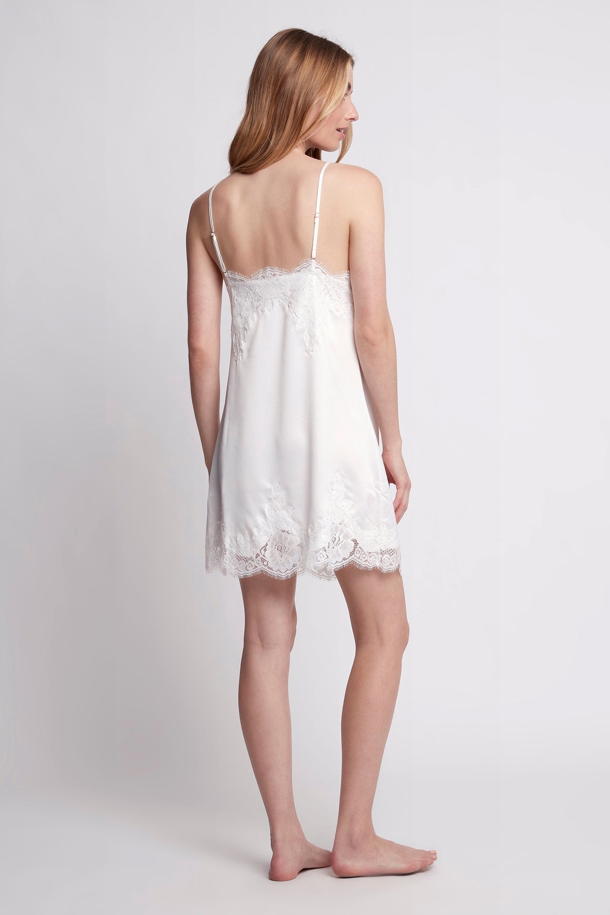 Olivia Luxury Satin Slip White | Homebodii