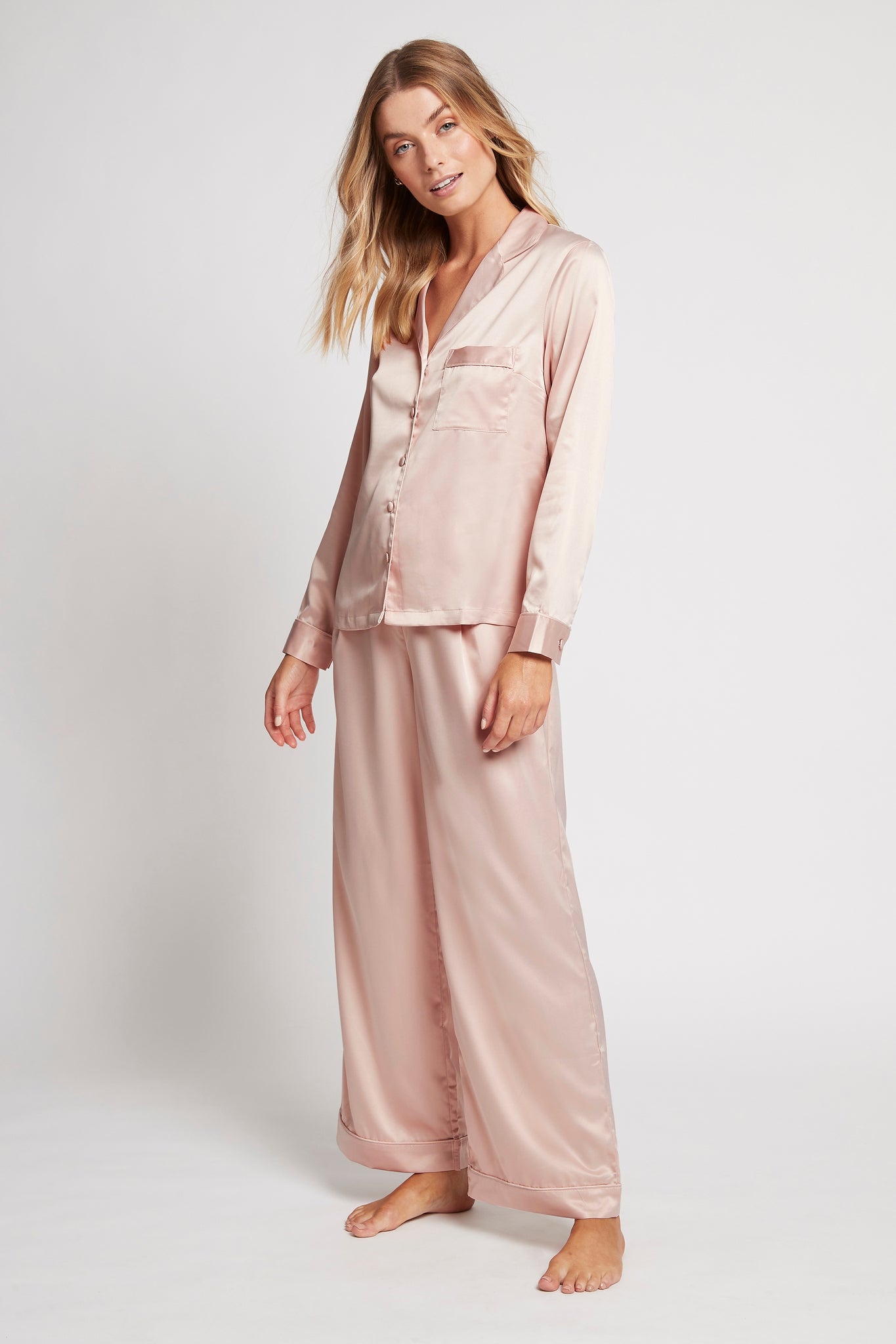 Toni Womens Personalised Satin Satin Pyjama Lounge Set Blush | Homebodii
