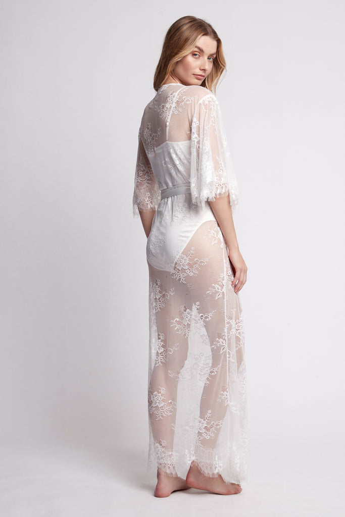 Kassiah Long Lace Bridal Robe | Homebodii