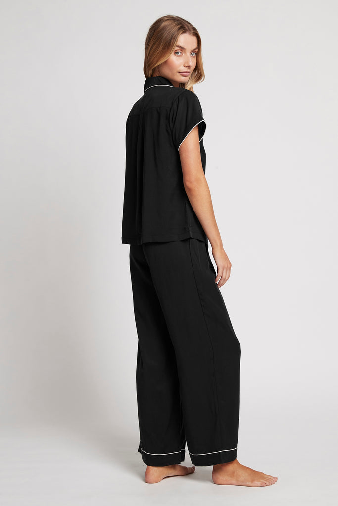 Eva Short Sleeve With Long Pant Tencel™ Womens Personalised Pyjama Set  Black With Blush Piping | Homebodii